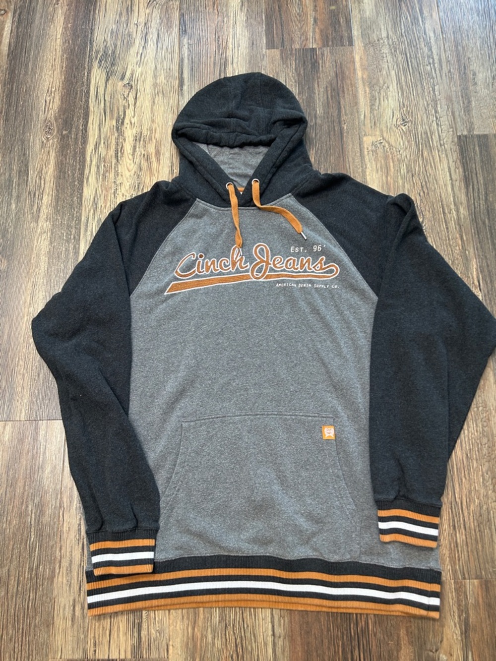 Cinch Men's Grey & Black Hooded Pullover Sweatshirt size XL